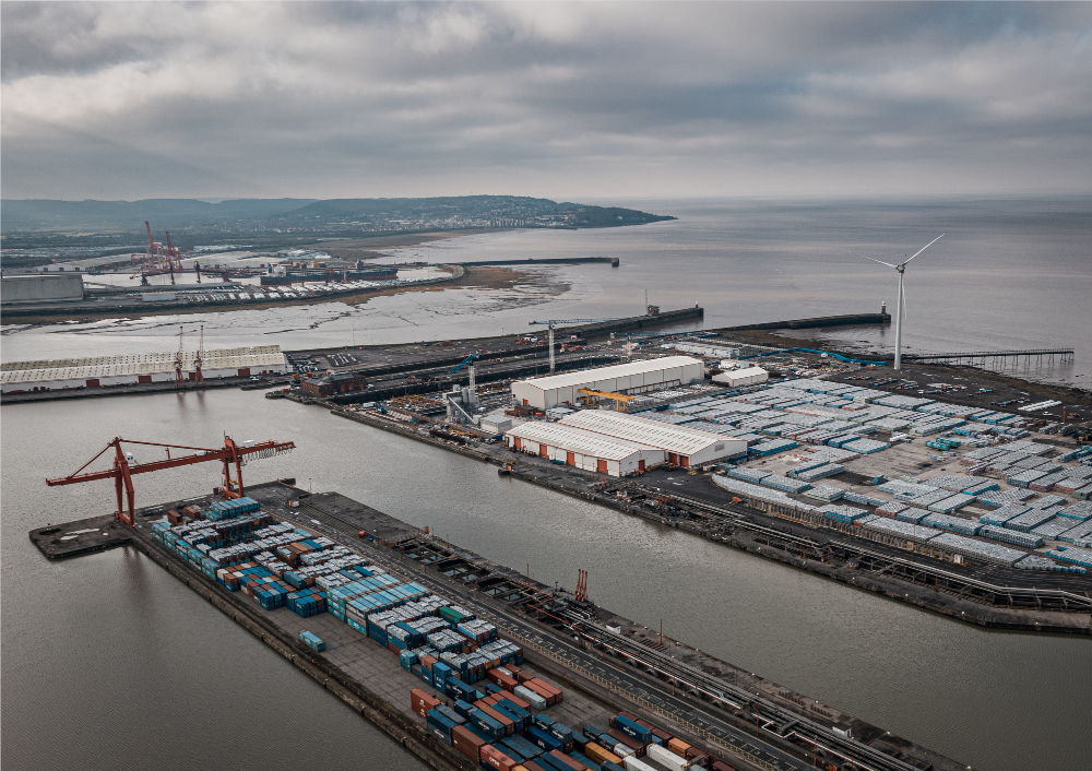 Port & logistics
